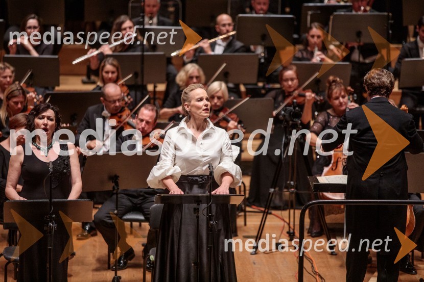  Krassimira Stoyanova, operna pevka;  Elina Garanča, operna pevka;  Roberto Abbado, dirigentRekviem, Festival Ljubljana 2022