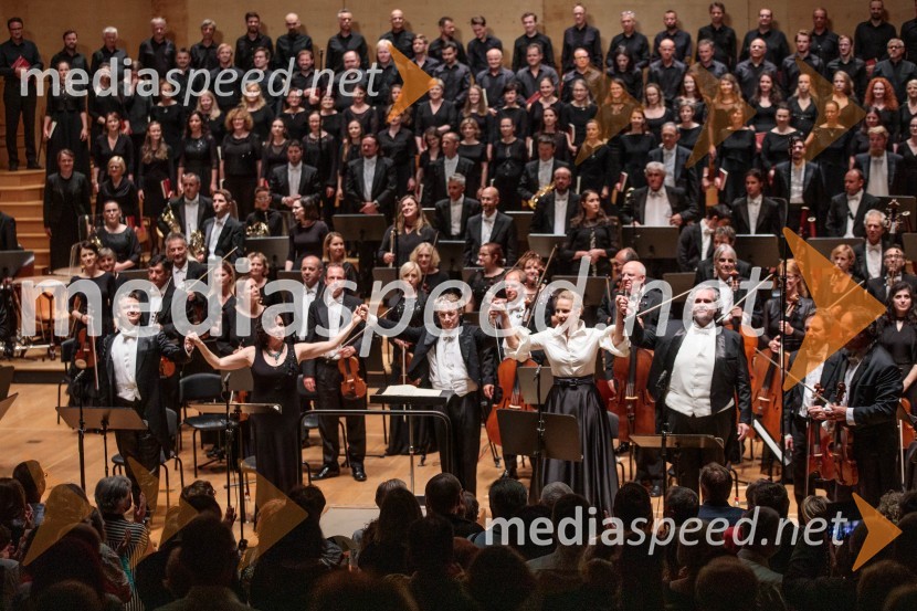  Dmytro Popov, operni pevec;  Krassimira Stoyanova, operna pevka;  Roberto Abbado, dirigent;  Elina Garanča, operna pevka;  Riccardo  Zanellato, operni pevecRekviem, Festival Ljubljana 2022