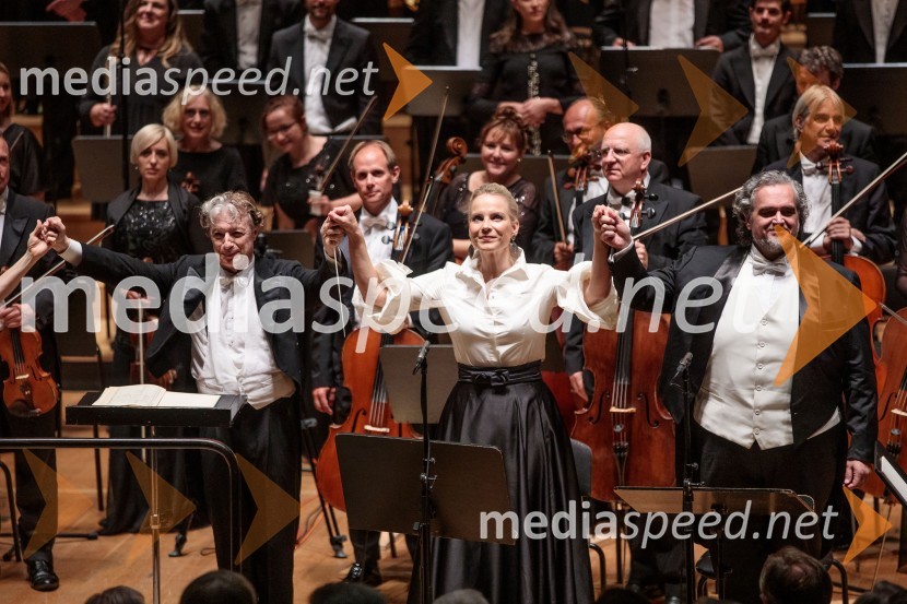  Roberto Abbado, dirigent;  Elina Garanča, operna pevka;  Riccardo  Zanellato, operni pevecRekviem, Festival Ljubljana 2022