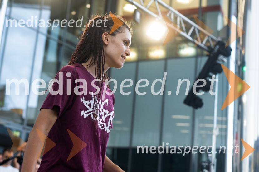 Brake the Floor 2022, mednarodni plesni dogodek, petek