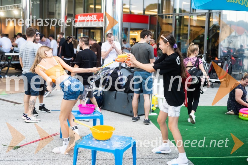 Brake the Floor 2022, mednarodni plesni dogodek, petek