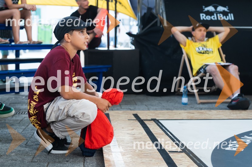 Brake the Floor 2022, mednarodni plesni dogodek, petek