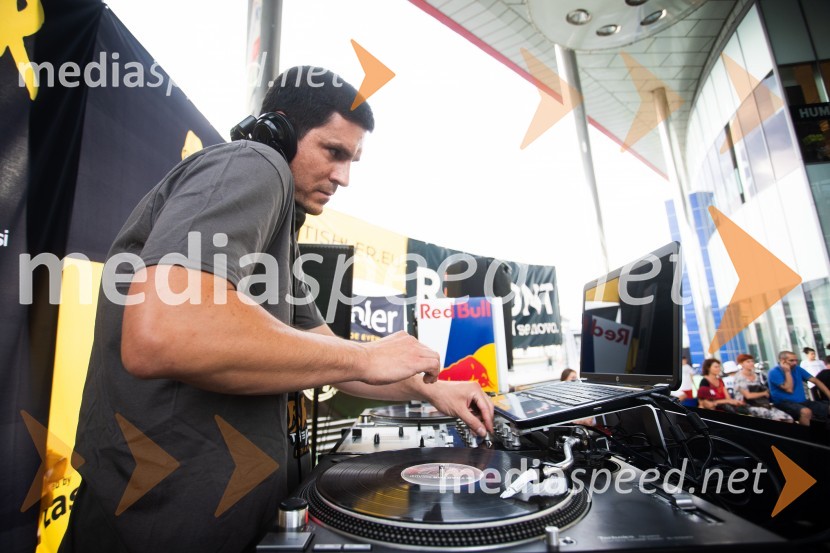 Brake the Floor 2022, mednarodni plesni dogodek, sobota