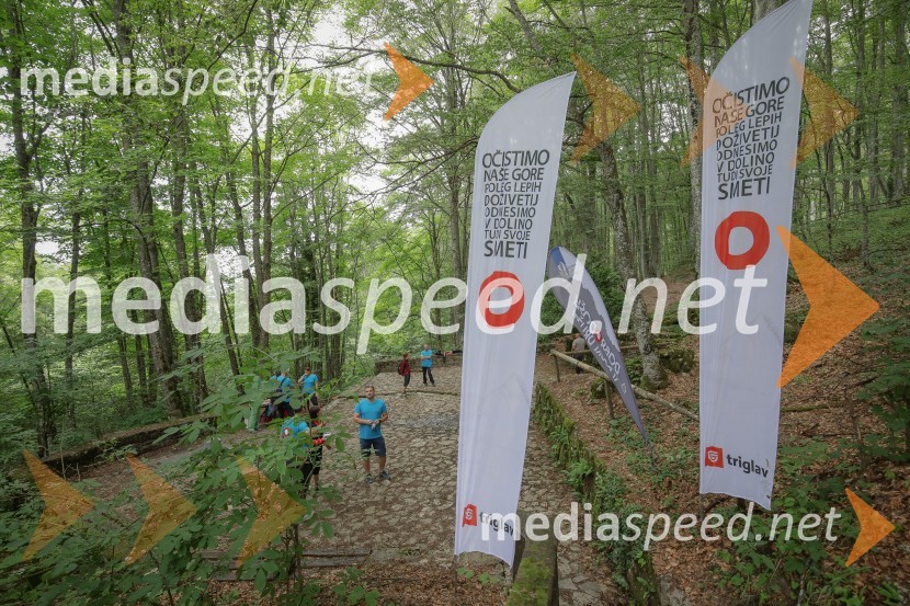 Vedno več obiskovalcev gora, več dela za markaciste