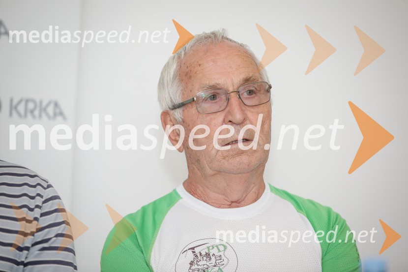  Anton ProgarVedno več obiskovalcev gora, več dela za markaciste