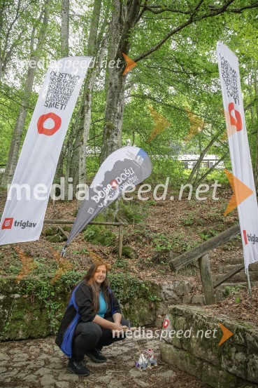 Vedno več obiskovalcev gora, več dela za markaciste