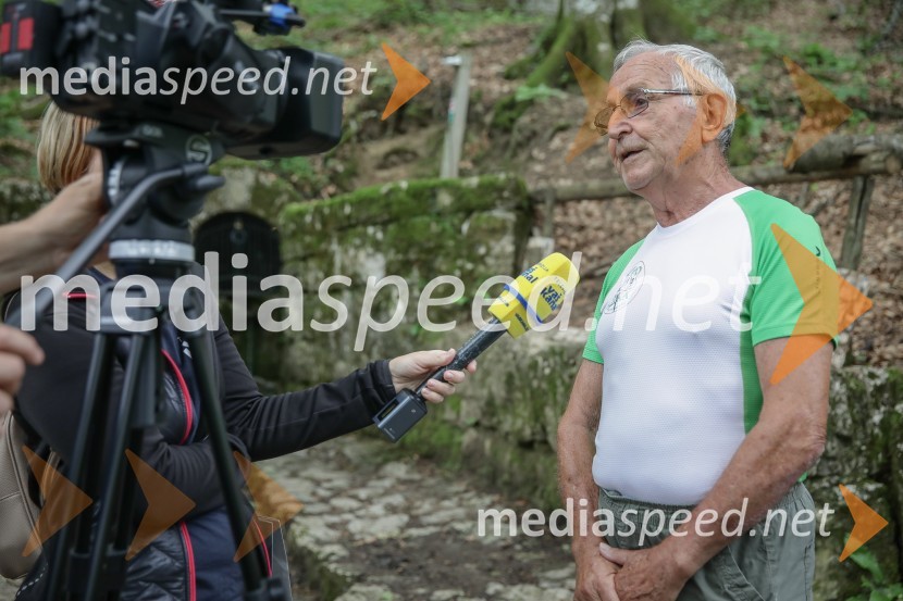  Anton ProgarVedno več obiskovalcev gora, več dela za markaciste