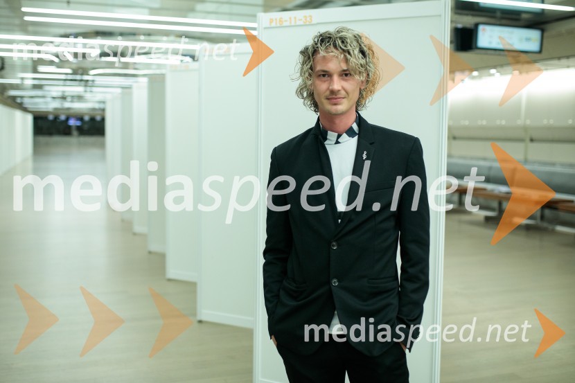  Luka Markus Štajer, pevec, igralecJulian Rachlin, Festival Ljubljana 2022