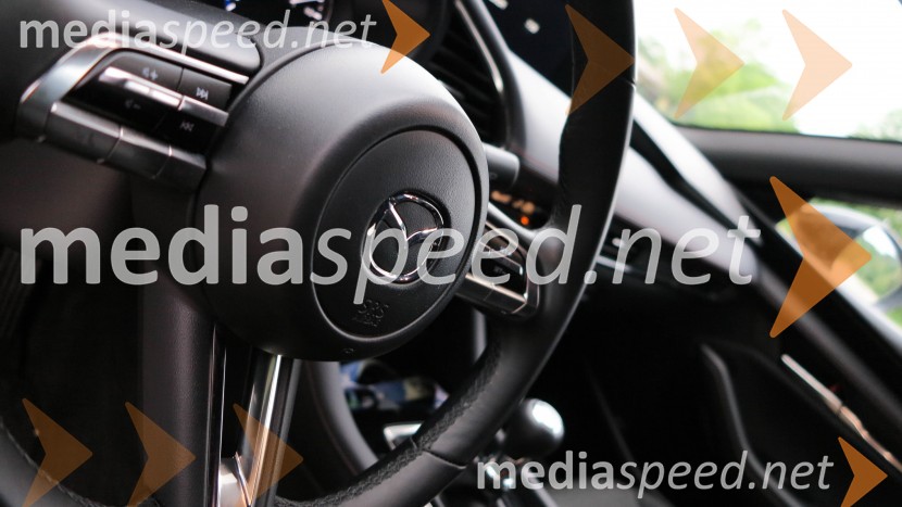 Mazda 3 HB Skyactiv-G150 Homura