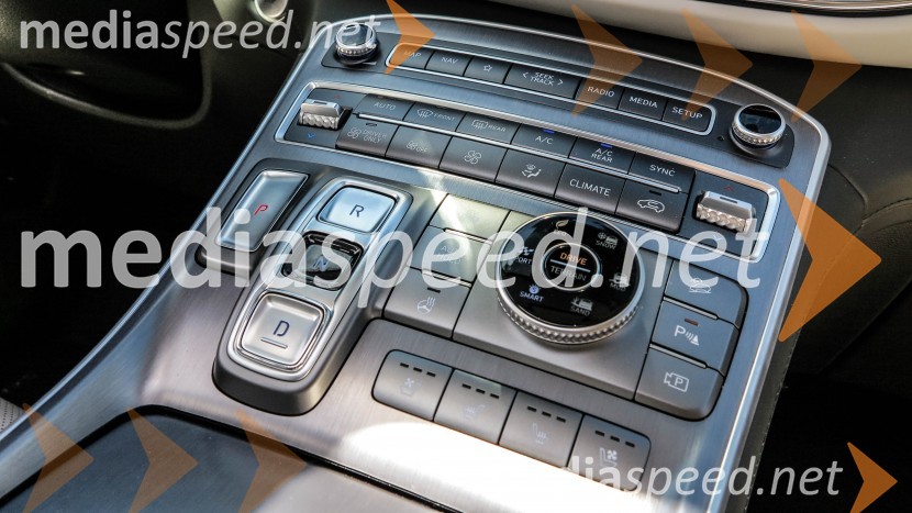 Hyundai SANTA FE Plug-in Hybrid