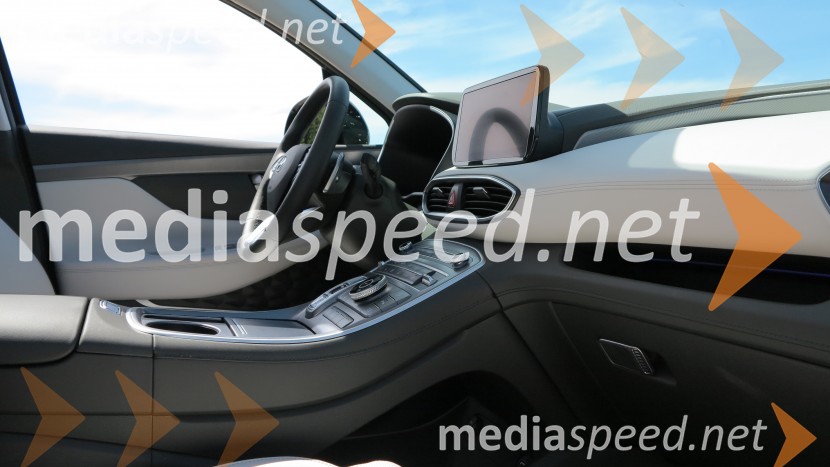 Hyundai SANTA FE Plug-in Hybrid