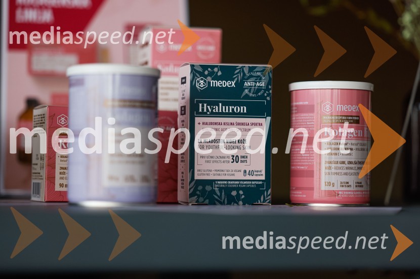 Pogovor z ameriško vlogerko Kristino Kuzmič ob izidu knjige Drži se