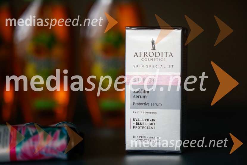 Pogovor z ameriško vlogerko Kristino Kuzmič ob izidu knjige Drži se