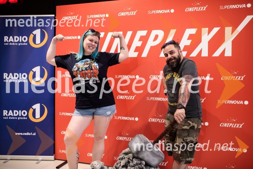  Tanja Divac, novinarka;  ... Večer Superjunakov in premiera filma Thor: Ljubezen in grom v Cineplexxu