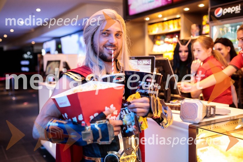  Matic Gaiser, ThorVečer Superjunakov in premiera filma Thor: Ljubezen in grom v Cineplexxu