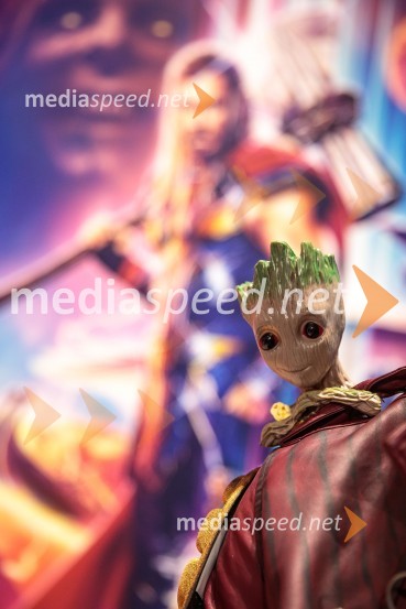 Večer Superjunakov in premiera filma Thor: Ljubezen in grom v Cineplexxu