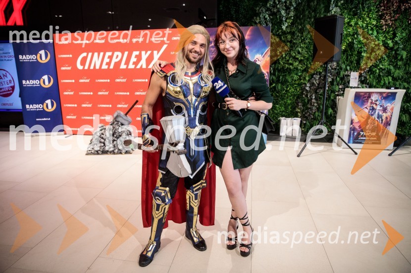 Matic Gaiser, Thor;  Kaja Kočevar, “Kaya Solo”Večer Superjunakov in premiera filma Thor: Ljubezen in grom v Cineplexxu
