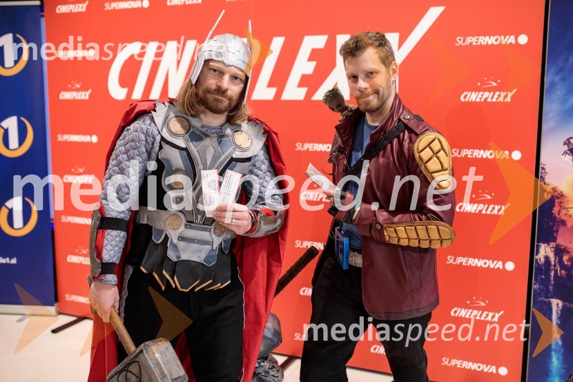 Klemen Čotar;  Jurij K. KoyaVečer Superjunakov in premiera filma Thor: Ljubezen in grom v Cineplexxu