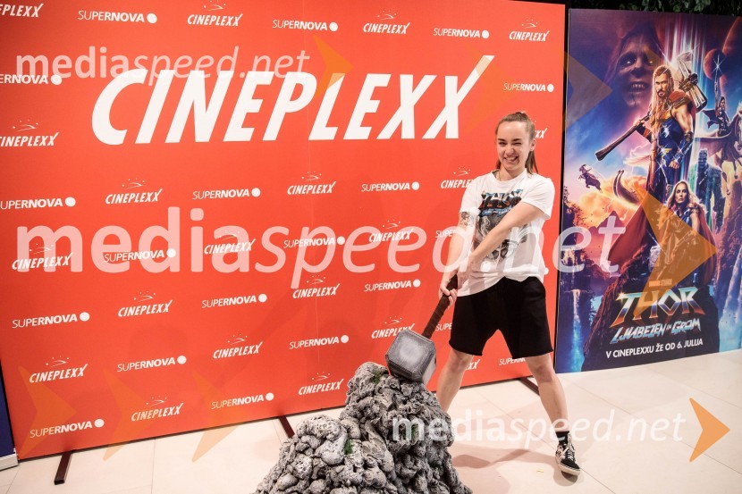 Večer Superjunakov in premiera filma Thor: Ljubezen in grom v Cineplexxu