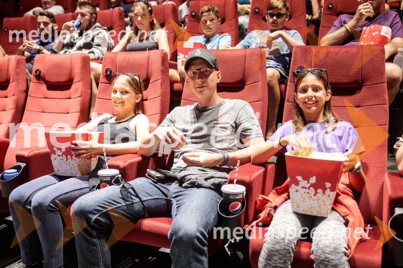 Večer Superjunakov in premiera filma Thor: Ljubezen in grom v Cineplexxu