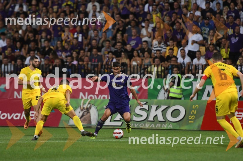  Zaim Divanović, nogometaš;  Ardit Krymi, nogometaš;  Rok Kronaveter, nogometaš, NK Maribor;  Sergey Politevich, nogometašNogometna tekma NK Maribor - FC Šahtar Soligorsk