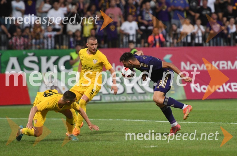  ... ;  Nikola Antić, nogometaš;  Marko Božić, nogometaš NK MariborNogometna tekma NK Maribor - FC Šahtar Soligorsk