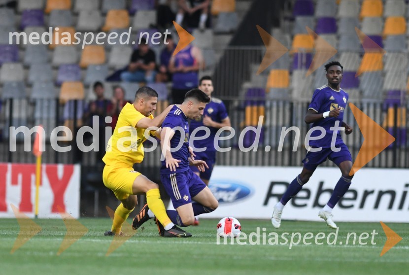  ... ;  Marko Božić, nogometaš NK Maribor;  Antoine Makoumbou, nogometaš, NK MariborNogometna tekma NK Maribor - FC Šahtar Soligorsk