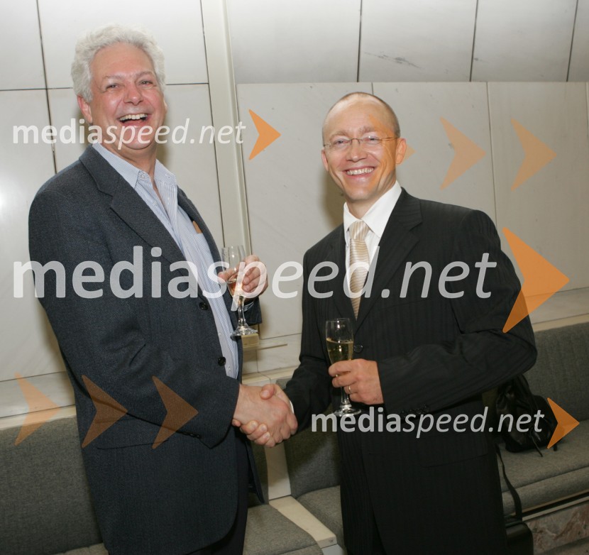 Maestro David De Villiers, dirigent simfoničnega orkestra RTV Slovenija in Sax, vodja znamke Volkswagen pri Porsche SlovenijaLjudje RAZNO