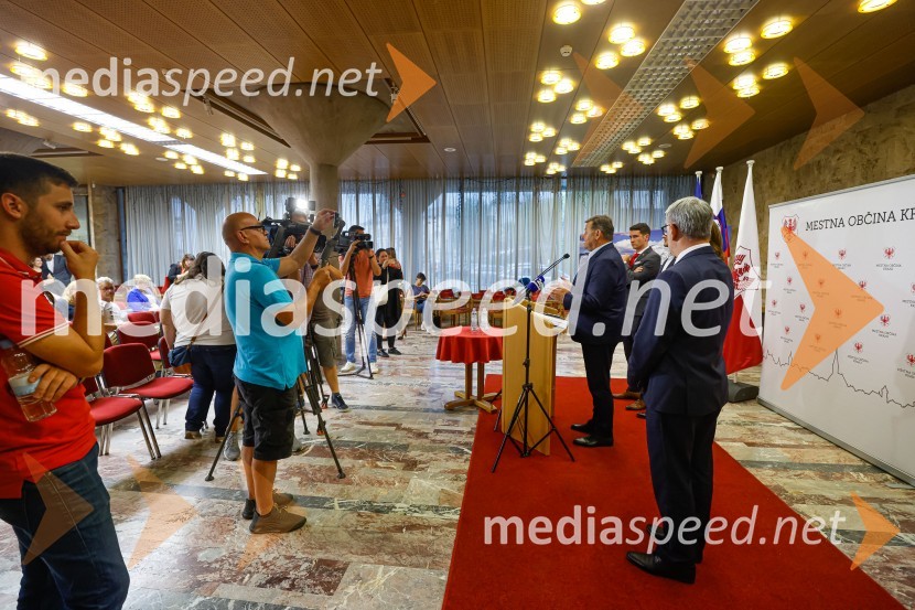 dr. Aleksander Jevšek, minister za razvoj in EU kohezijsko politikoDelovno srečanje treh ministrov v Kranju