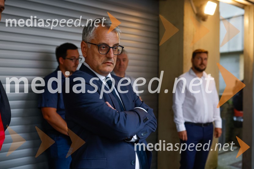  Matjaž Han, minister za gospodarski razvoj in tehnologijoDelovno srečanje treh ministrov v Kranju