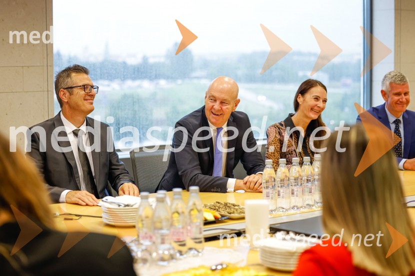 Delovno srečanje treh ministrov v Kranju