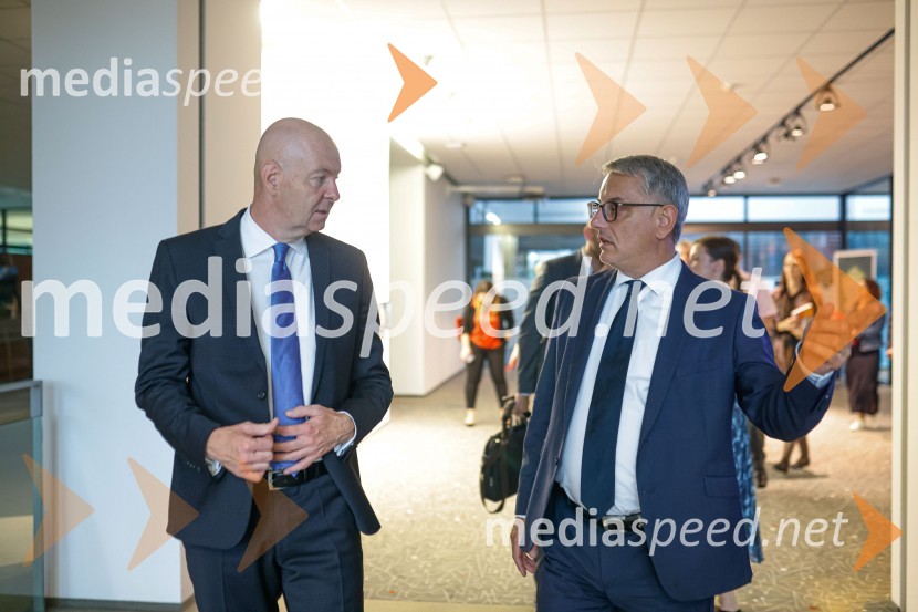  ... ;  Matjaž Han, minister za gospodarski razvoj in tehnologijoDelovno srečanje treh ministrov v Kranju