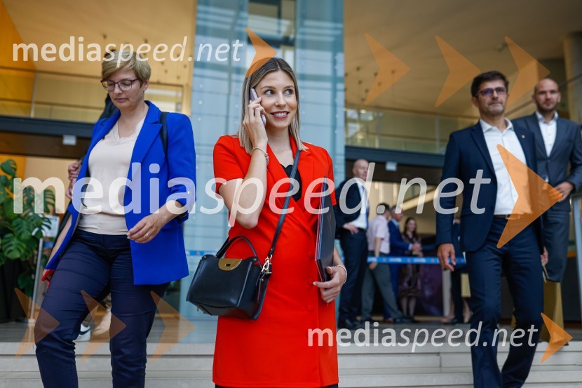  Nastja Trajkovič, poslanka SDDelovno srečanje treh ministrov v Kranju