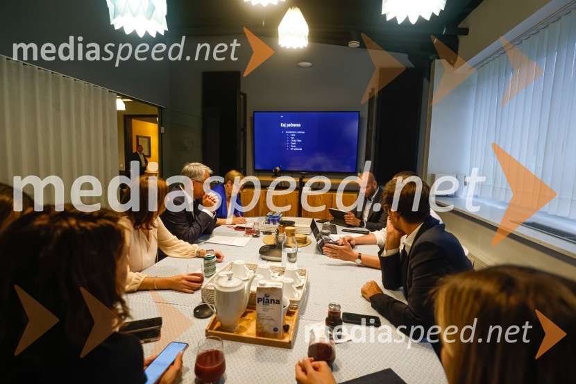 Delovno srečanje treh ministrov v Kranju