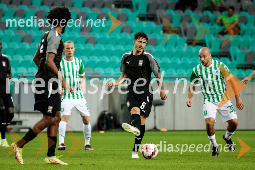 Gianni Medina, nogometaš;  Justas Lasickas, nogometaš;  Guillaume Trani, nogometaš;  Marin Pilj, nogometašNogometna tekma NK Olimpija - FC Differdange 03