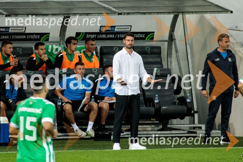  Albert Riera, trener NK OlimpijaNogometna tekma NK Olimpija - FC Differdange 03