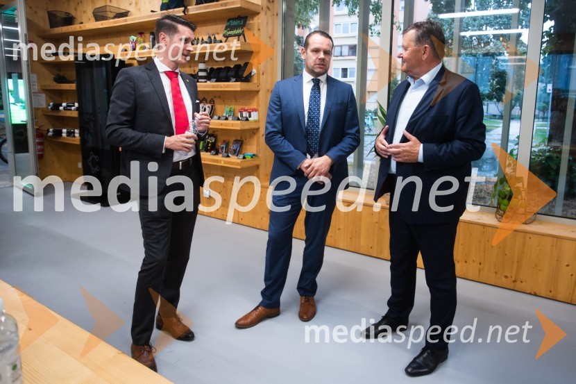  Janez Černe, podžupan Mestne občine Kranj;  ... ; dr. Aleksander Jevšek, minister za razvoj in EU kohezijsko politikoDelovno srečanje treh ministrov v Kranju