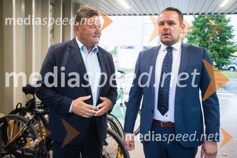 dr. Aleksander Jevšek, minister za razvoj in EU kohezijsko politiko;  ... Delovno srečanje treh ministrov v Kranju