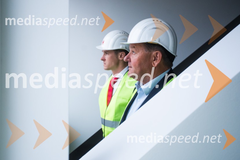  Janez Černe, podžupan Mestne občine Kranj; dr. Aleksander Jevšek, minister za razvoj in EU kohezijsko politikoDelovno srečanje treh ministrov v Kranju