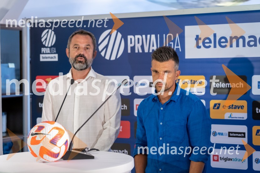  Dušan Kosić, nogometaš in trener, NK Kraševci;  Zoran Zeljković, trener NK KoperNovinarska konferenca prve nogometne lige