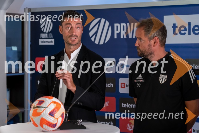  Albert Riera, trener NK Olimpija;  Damir  Čontala, nogometni trener, NŠ MuraNovinarska konferenca prve nogometne lige