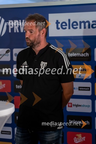 Damir  Čontala, nogometni trener, NŠ MuraNovinarska konferenca prve nogometne lige