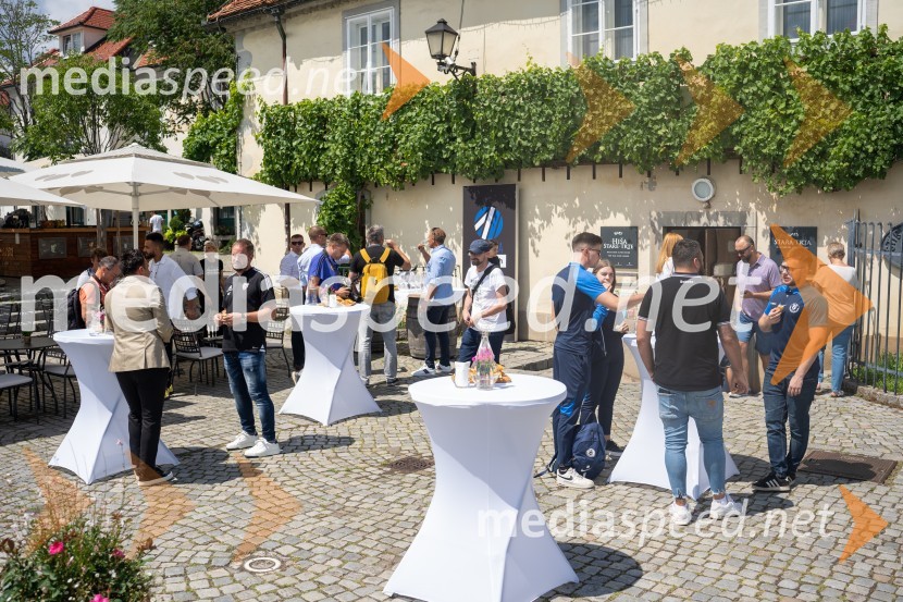 Novinarska konferenca prve nogometne lige