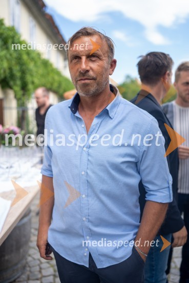  Miran  Srebrnič, nekdanji nogometaš, trener NK GoricaNovinarska konferenca prve nogometne lige