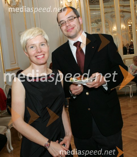 Polona Soršak, vodja marketinga na radiu Maribor in Boris Rener, vodja glasbene produkcije na RTV Slovenija in prvi mož simfonikov
Ljudje RAZNO