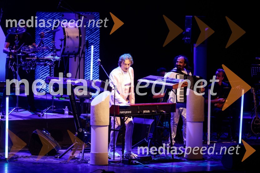  Tonči Huljić, skladatelj;  Ninoslav Ademović, glasbeni izvajalecMediterraneo Tonči Huljić in Petar Grašo, Festival Ljubljana 2022