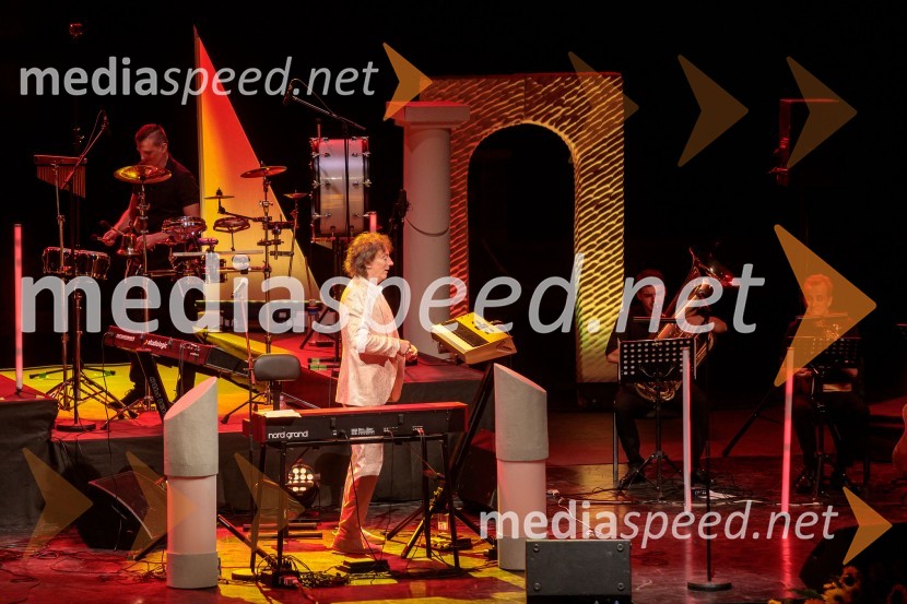  Tonči Huljić, skladateljMediterraneo Tonči Huljić in Petar Grašo, Festival Ljubljana 2022