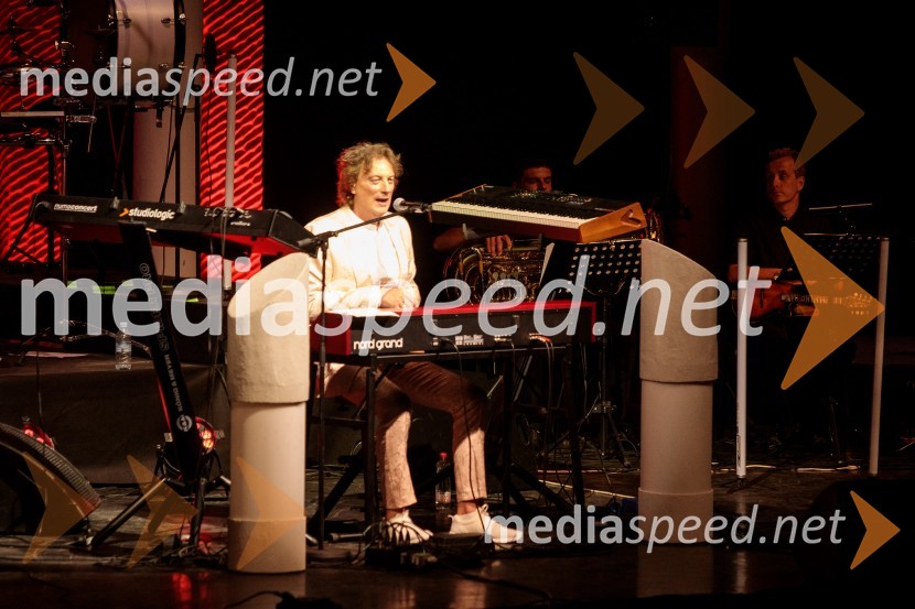  Tonči Huljić, skladateljMediterraneo Tonči Huljić in Petar Grašo, Festival Ljubljana 2022