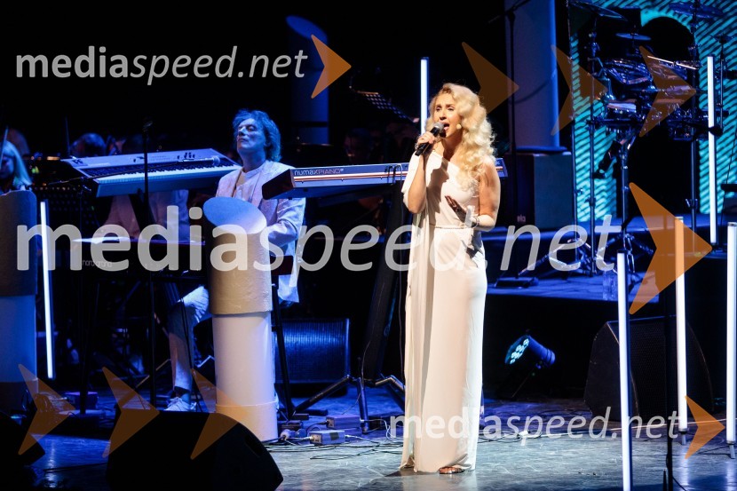  Tonči Huljić, skladatelj;  Irma Dragičević, pevkaMediterraneo Tonči Huljić in Petar Grašo, Festival Ljubljana 2022