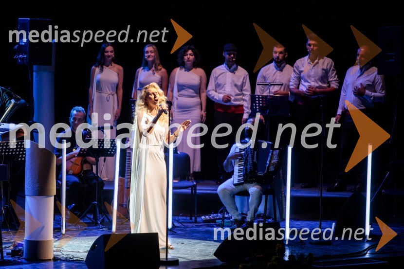  Irma Dragičević, pevkaMediterraneo Tonči Huljić in Petar Grašo, Festival Ljubljana 2022